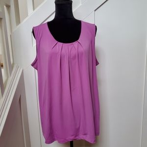 Tan Jay sleeveless scoop neck pleated front blouse